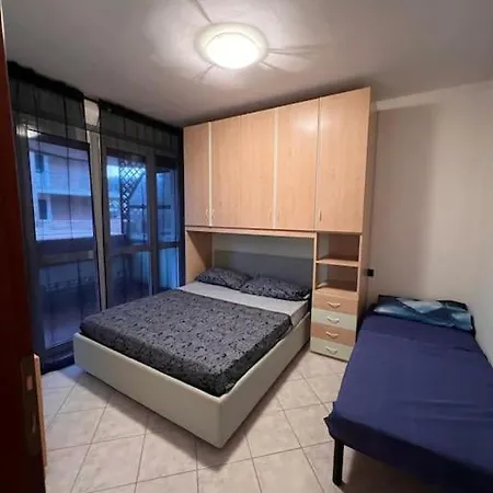 Apartment Tranquillo Con Patio E Piscina *